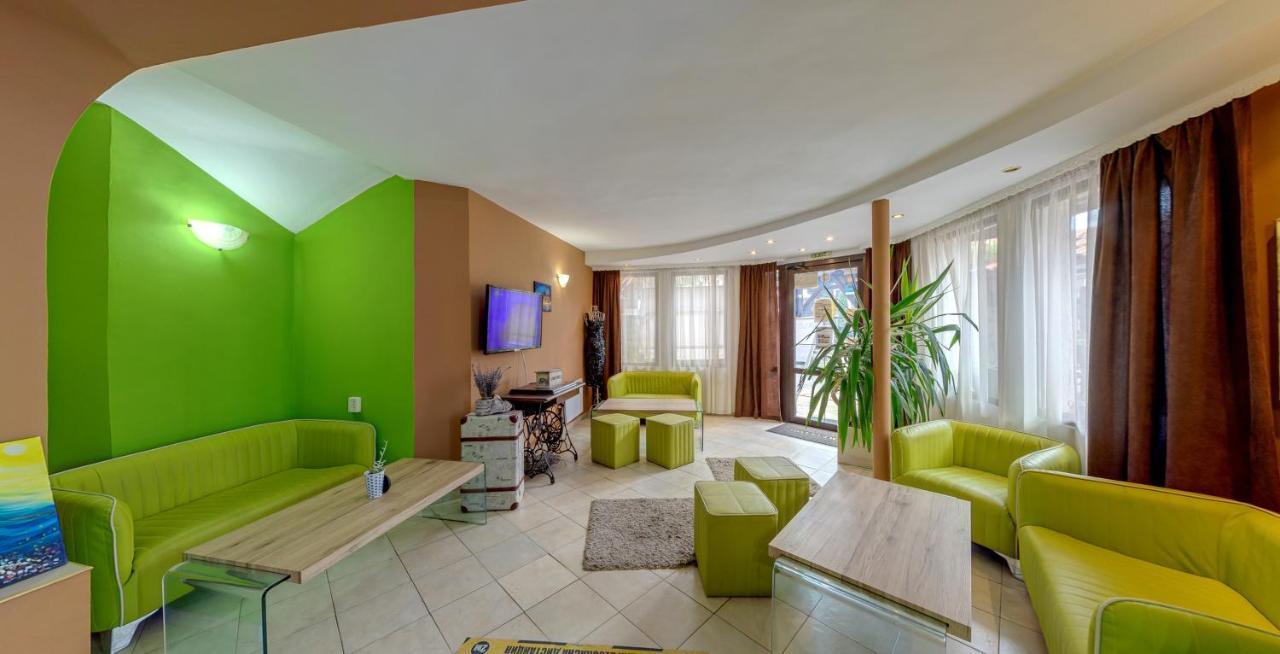 Grami Hotel Bansko Esterno foto